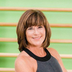 Meet your Posher, Maura